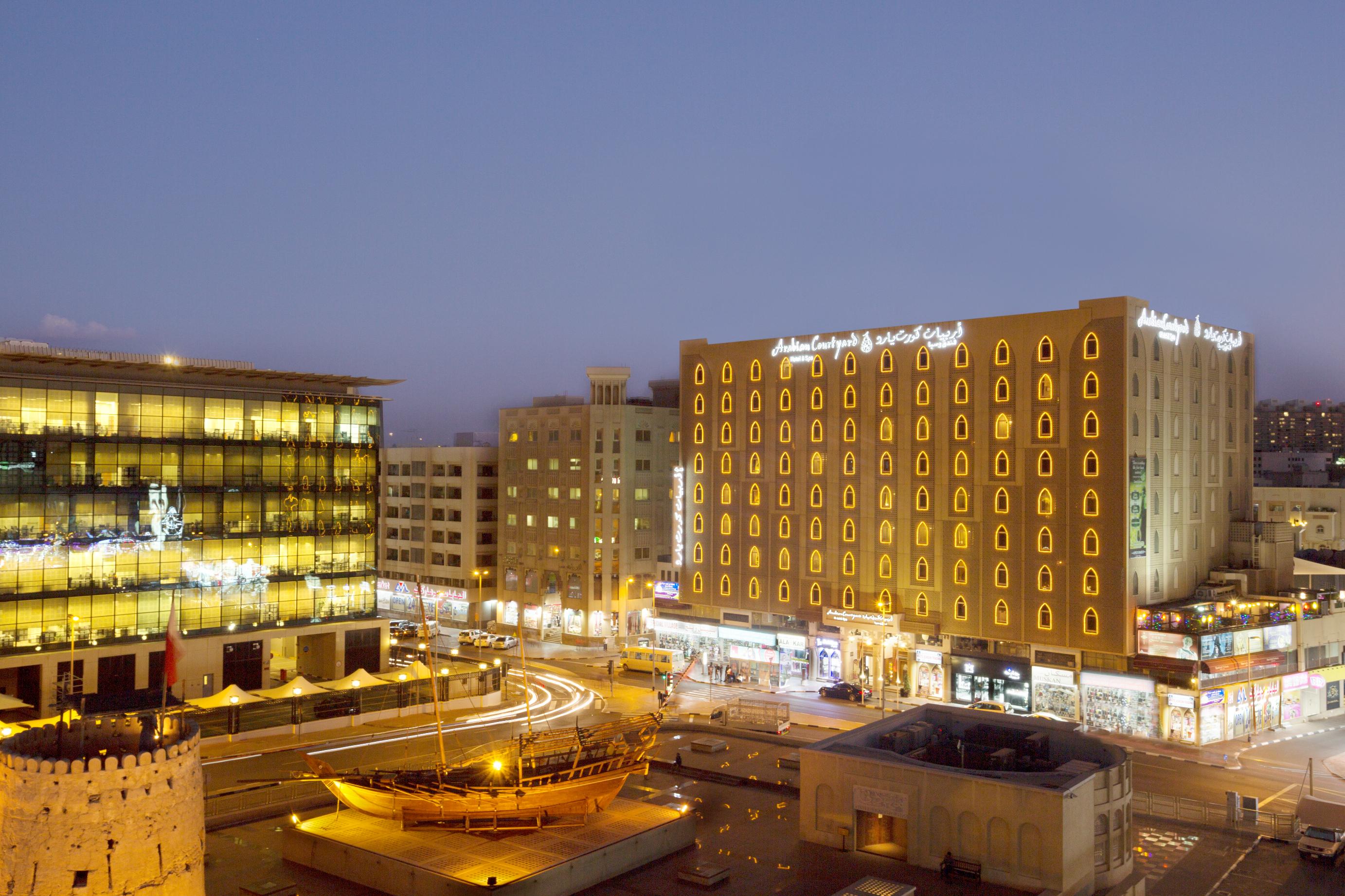Arabian Courtyard Hotel & Spa Дубай Екстер'єр фото